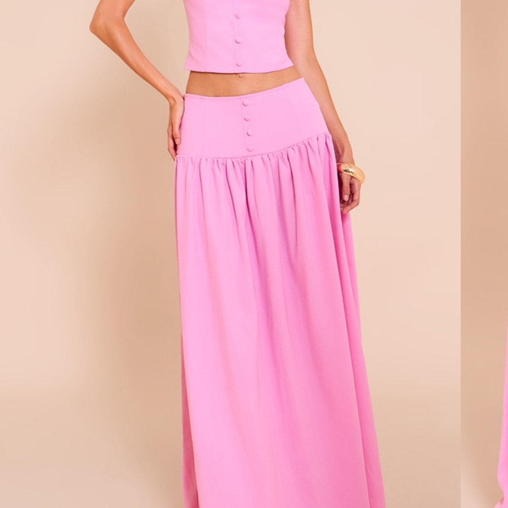 PrettyLittleThing Candy Pink Woven 2 pc Set - Picture 3 of 3